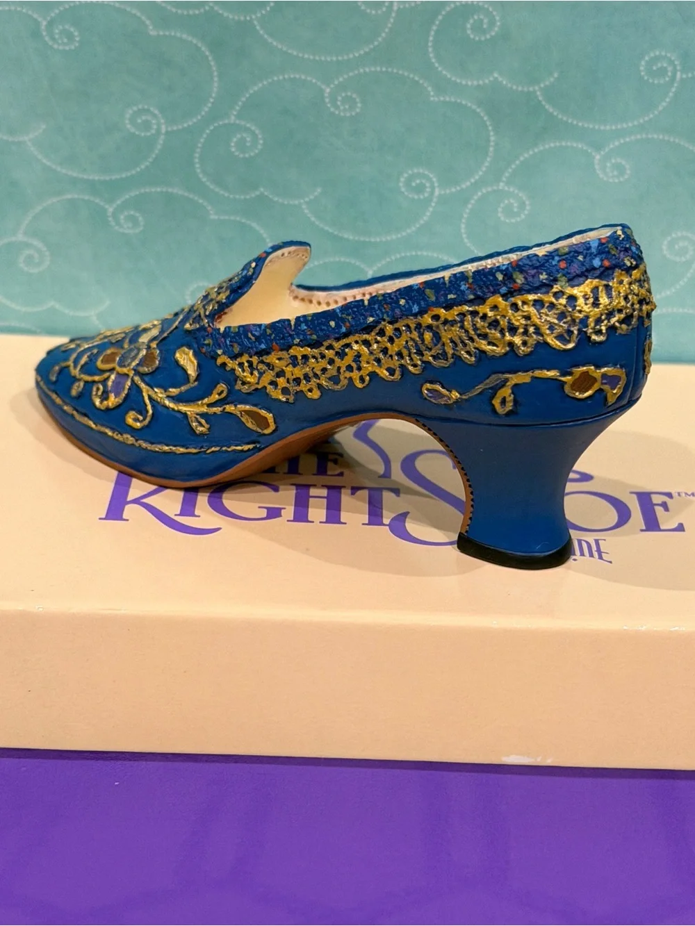 Just the Right Shoe “The Empress” #25012